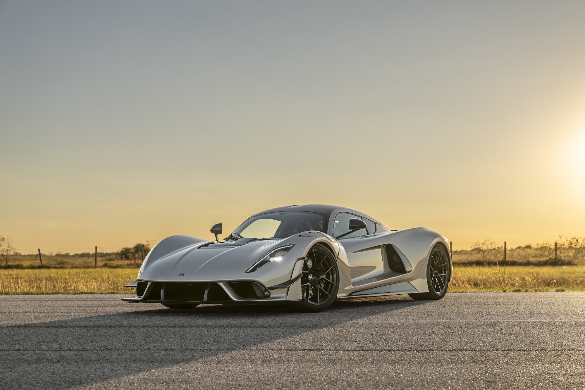 Hennessey Venom F5 Evolution Champagne 13 - Hennessey Special Vehicles