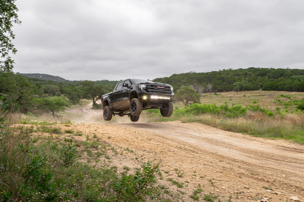 Hennessey GOLIATH 700 GMC Sierra Supercharged